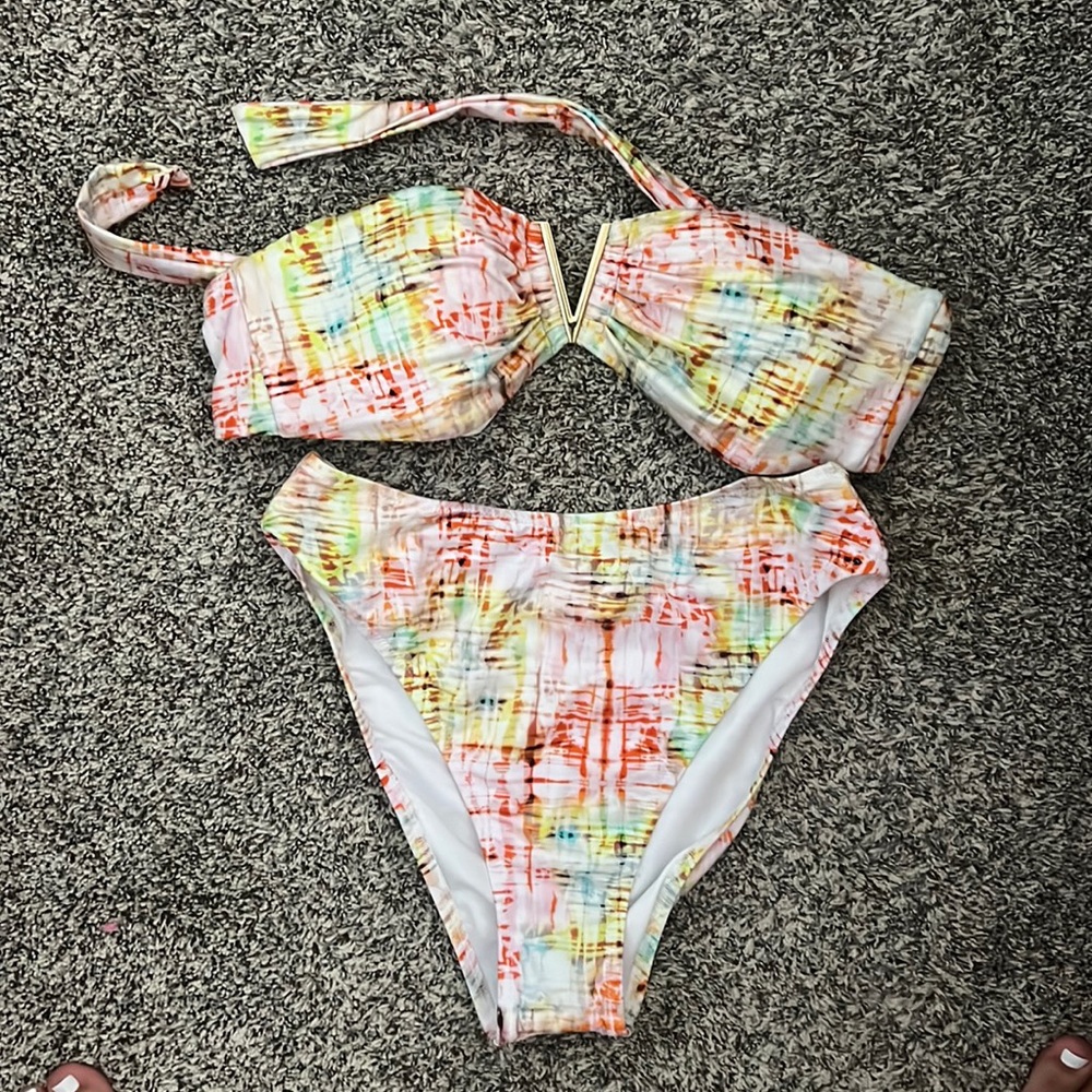 Victoria’s Secret bikini NWT